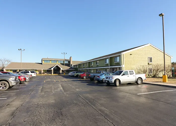 Pet Friendly hotel: Hotel Wave At Rehoboth Beach